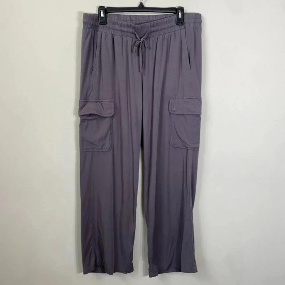 NWOT Torrid Pull-On Wide Leg Stretch Challis Cargo Pant Women's Size 00R Gray - Picture 6 of 13